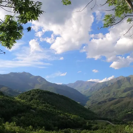 Farrai Llova * Seniu