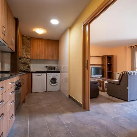 Farrai Llova Apartment Seniu